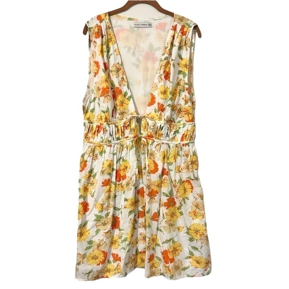 Faithful The Brand Korita Mini Dress in Palermo Floral - Picture 2 of 8